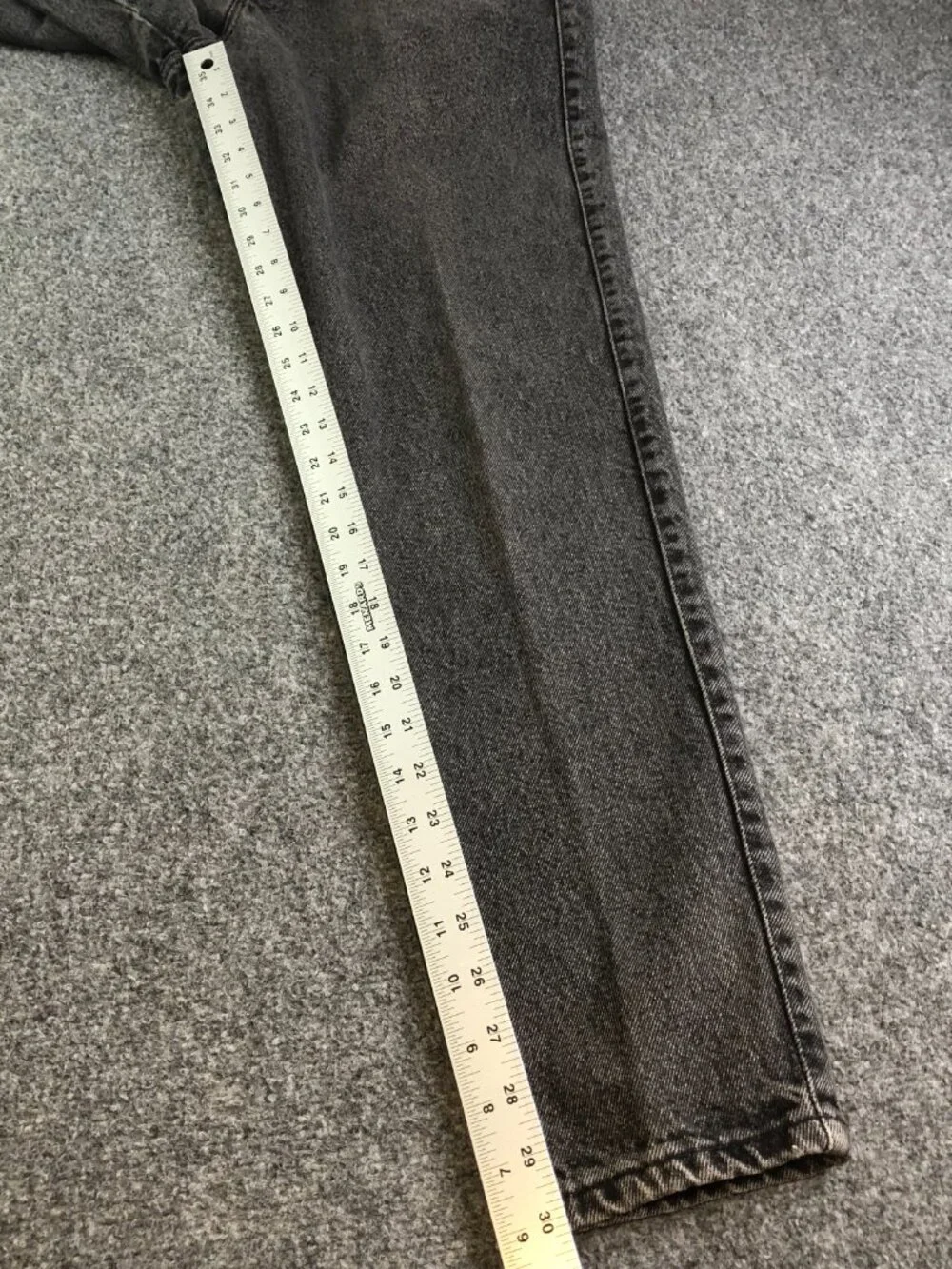 Vintage Levis Jeans Womens 25x30 Black 900 Series Tapered Mom USA High Waist - Picture 8 of 14